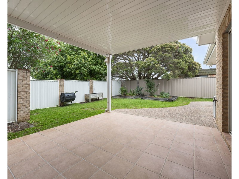 1/5 Hampton Street, Newtown QLD 4350