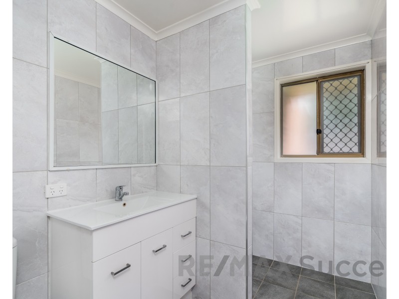 2/53 Cleary Street, Centenary Heights QLD 4350