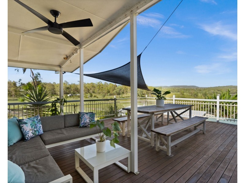 702 Murphys Creek Road, Upper Lockyer QLD 4352