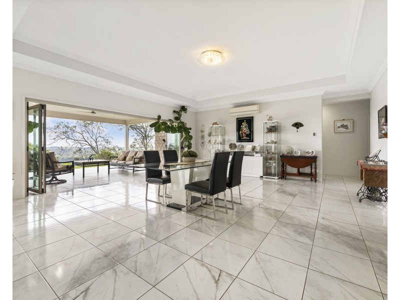 21 Panoramic Drive, Preston QLD 4352