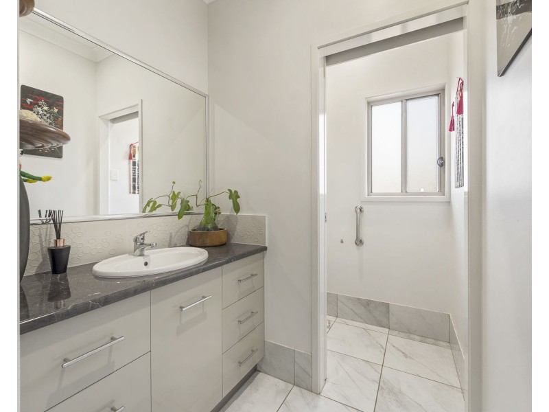 21 Panoramic Drive, Preston QLD 4352