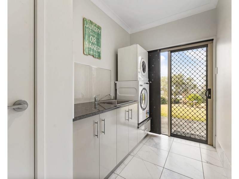 21 Panoramic Drive, Preston QLD 4352