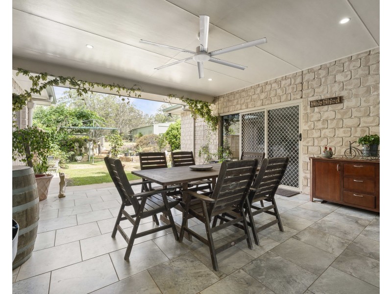21 Panoramic Drive, Preston QLD 4352