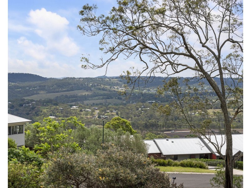 21 Panoramic Drive, Preston QLD 4352