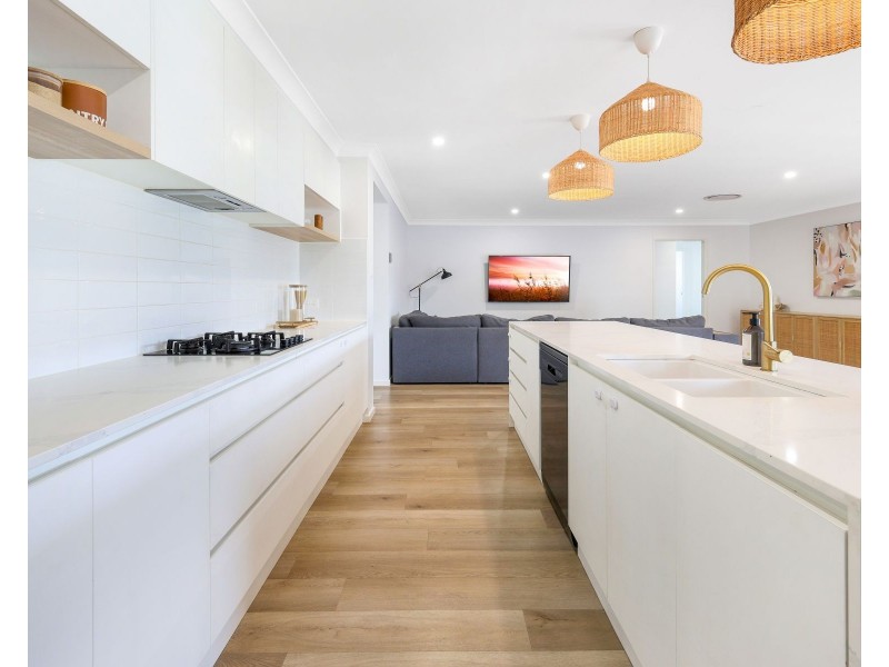 47 Webcke Crescent, Kleinton QLD 4352