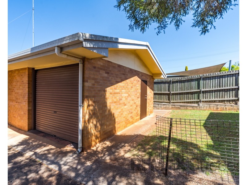4/90 James Street, South Toowoomba QLD 4350