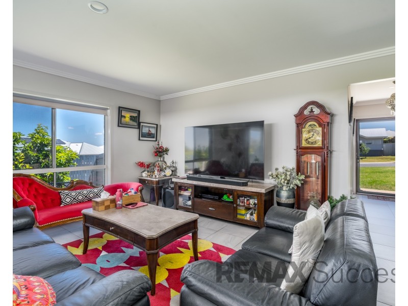 5 Mockridge Street, Kearneys Spring QLD 4350