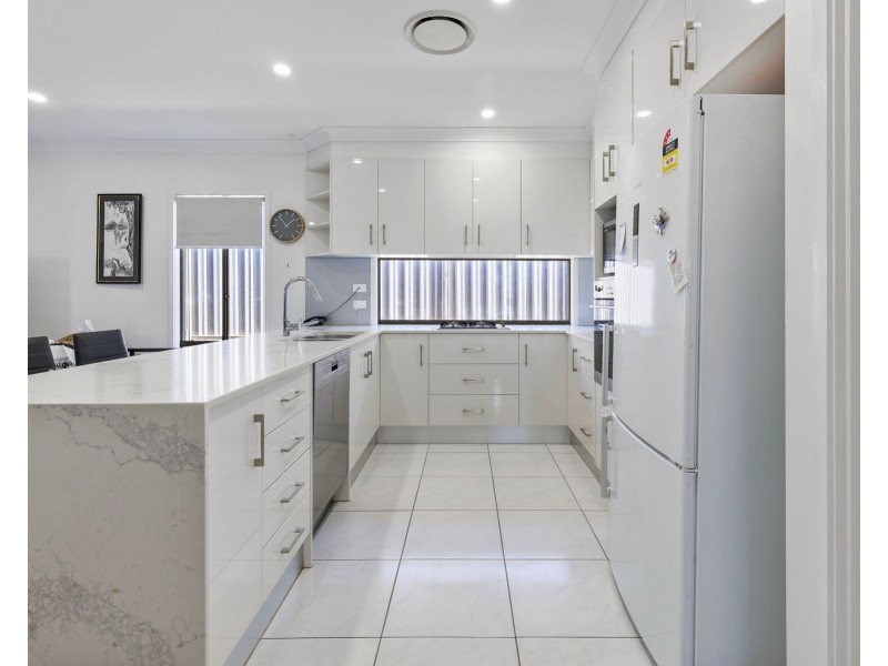 276/97-161 Hogg Street, Cranley QLD 4350