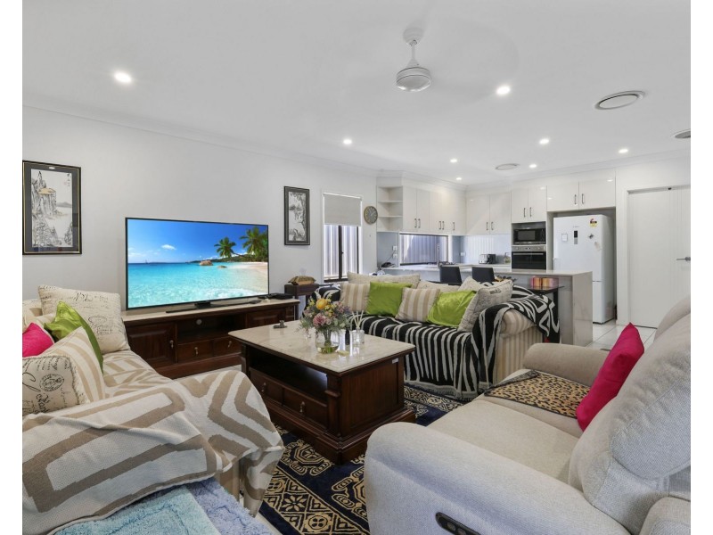 276/97-161 Hogg Street, Cranley QLD 4350