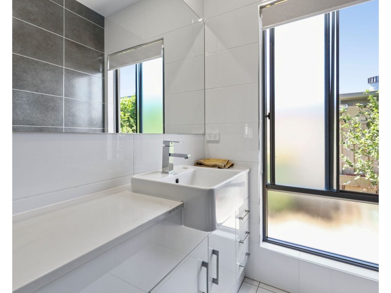 276/97-161 Hogg Street, Cranley QLD 4350