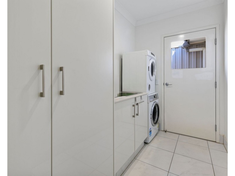 276/97-161 Hogg Street, Cranley QLD 4350