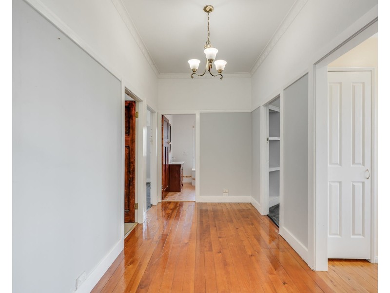 16 Rosewood Street, Toowoomba City QLD 4350