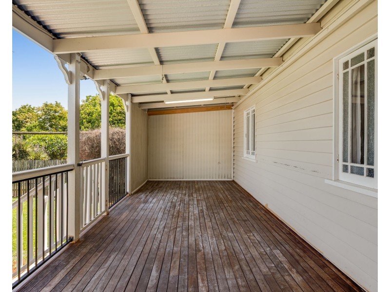 16 Rosewood Street, Toowoomba City QLD 4350