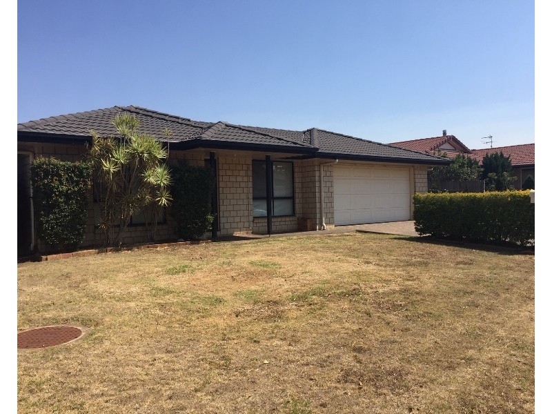 12 Rogers Drive, Highfields QLD 4352