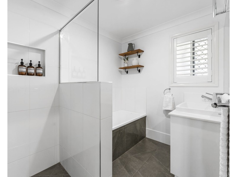 57 Southern Cross Drive, Kingsthorpe QLD 4400