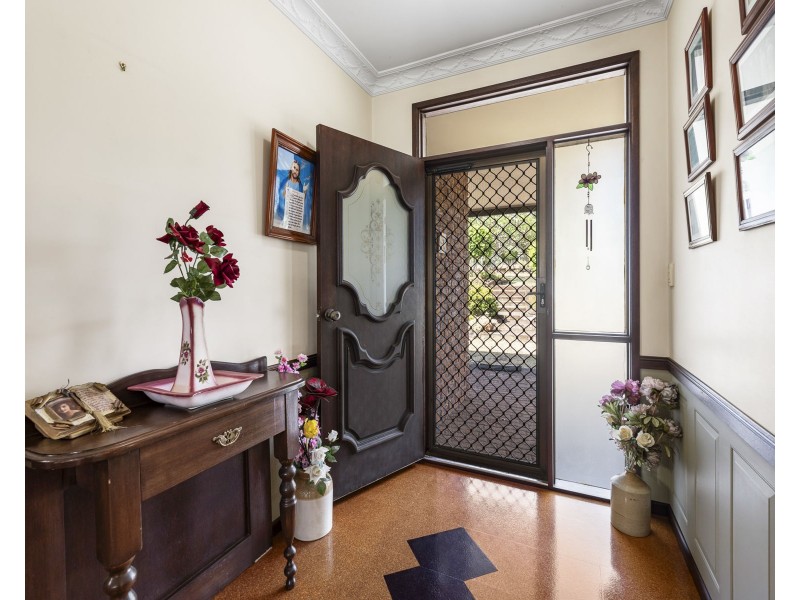 5 Kikuyu Court, Meringandan West QLD 4352