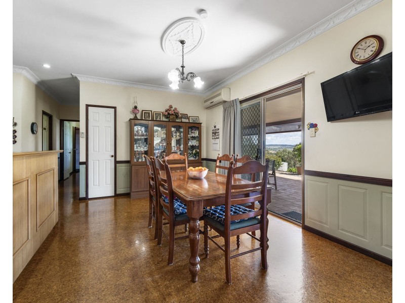 5 Kikuyu Court, Meringandan West QLD 4352