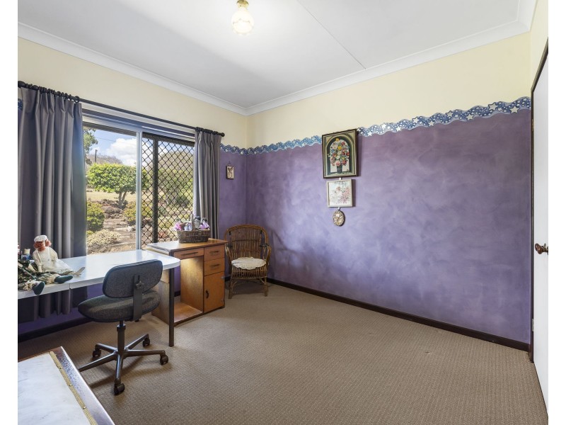 5 Kikuyu Court, Meringandan West QLD 4352