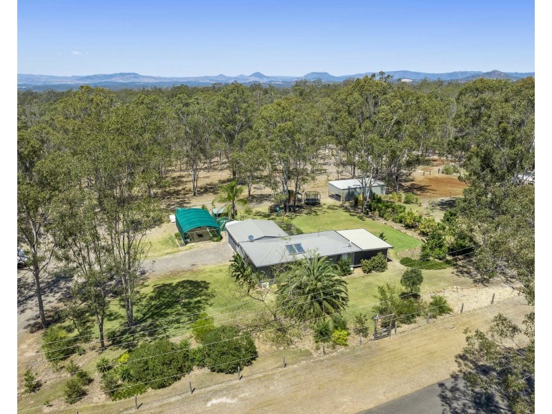 31 Dugandan Road, Upper Lockyer QLD 4352