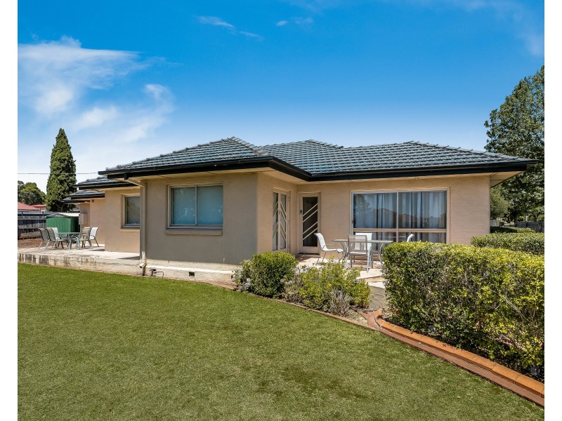 301-303 West Street, Harristown QLD 4350