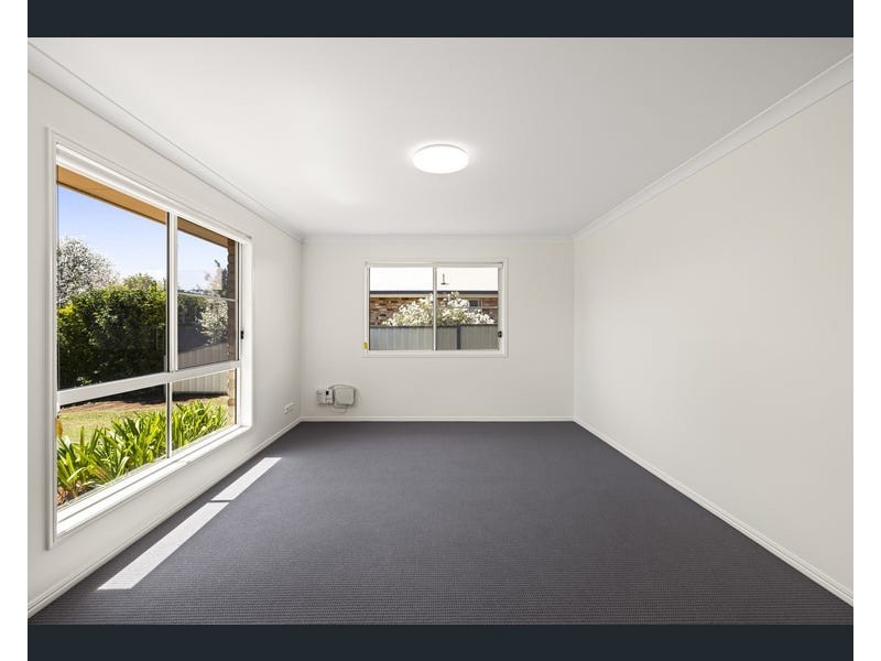14 Willmington Court, Middle Ridge QLD 4350