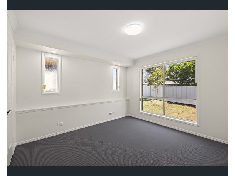 14 Willmington Court, Middle Ridge QLD 4350