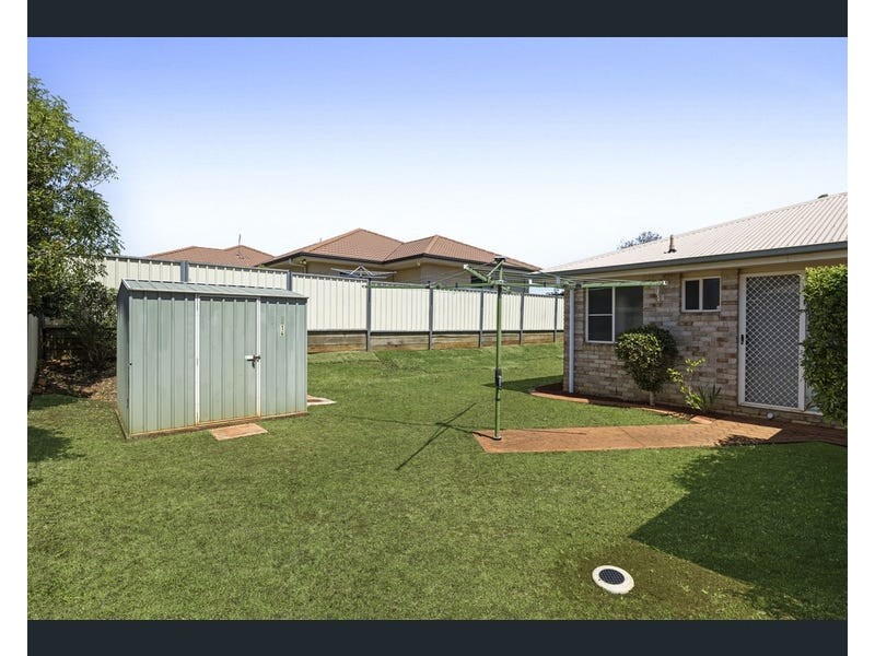 14 Willmington Court, Middle Ridge QLD 4350