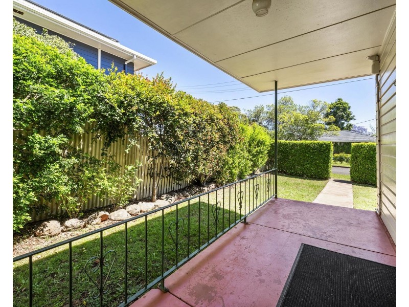 20 Dalgleish Street, South Toowoomba QLD 4350