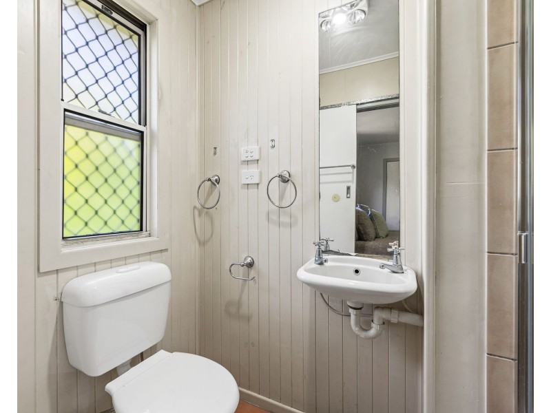 20 Dalgleish Street, South Toowoomba QLD 4350