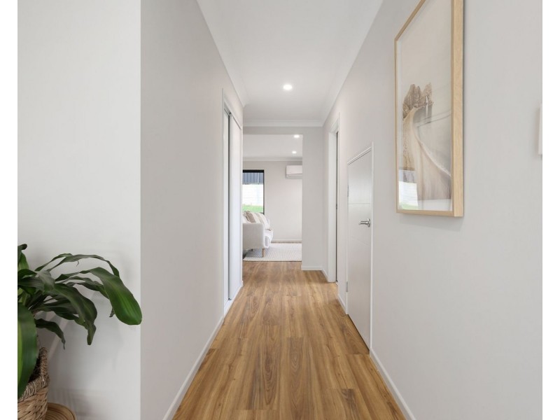 17 Grace View Street, Darling Heights QLD 4350