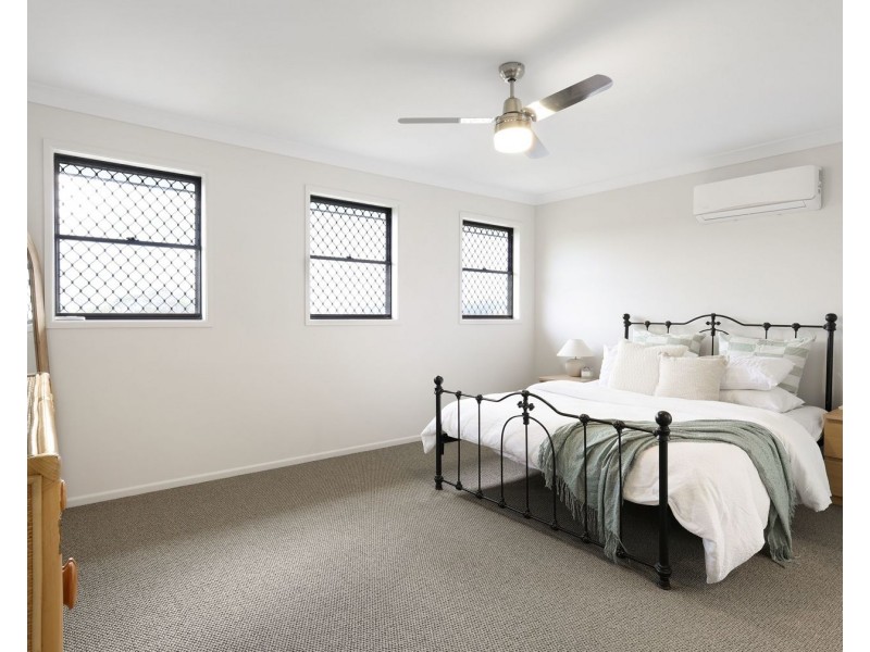 17 Grace View Street, Darling Heights QLD 4350