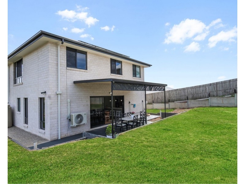 17 Grace View Street, Darling Heights QLD 4350