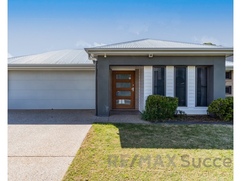 15 Entabeni Drive, Kearneys Spring QLD 4350