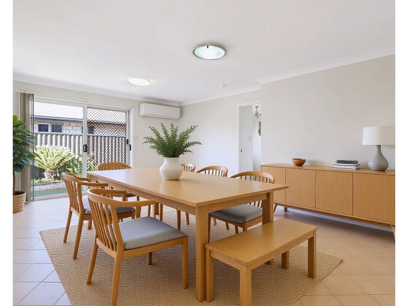 17 Uniplaza Court, Kearneys Spring QLD 4350