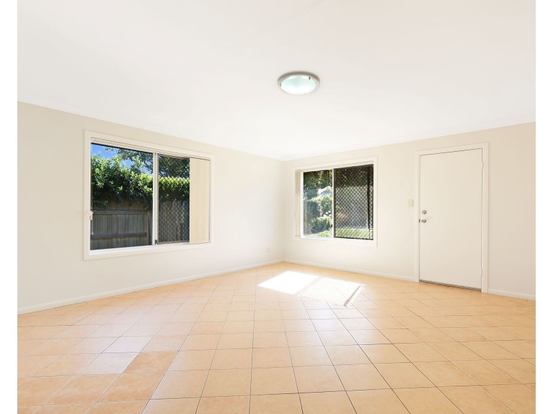17 Uniplaza Court, Kearneys Spring QLD 4350