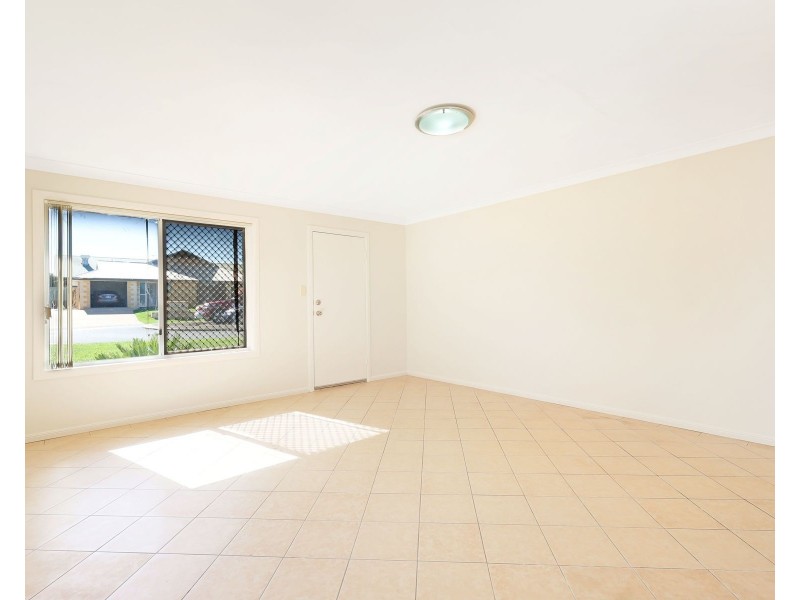 17 Uniplaza Court, Kearneys Spring QLD 4350