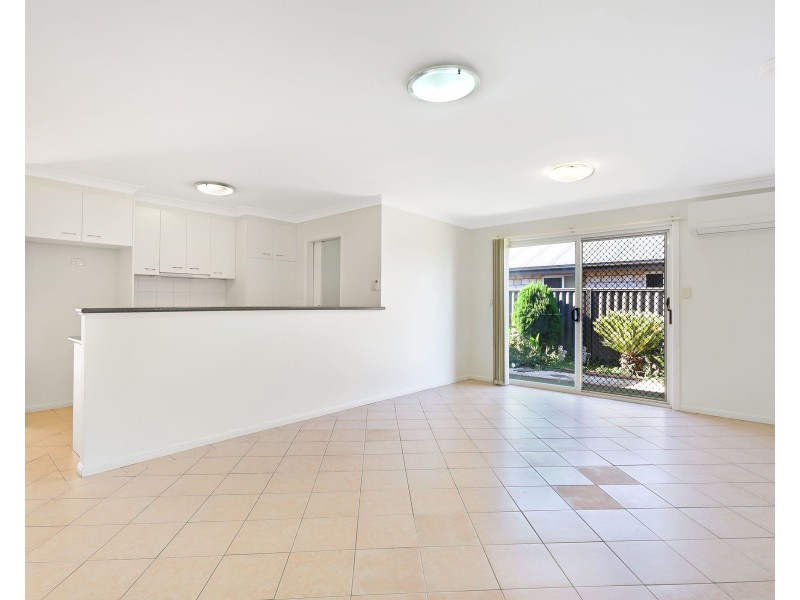 17 Uniplaza Court, Kearneys Spring QLD 4350