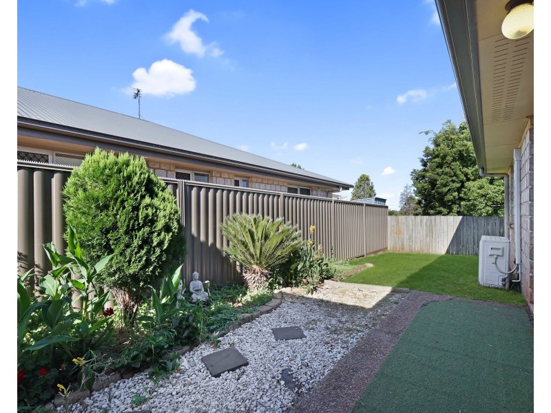 17 Uniplaza Court, Kearneys Spring QLD 4350