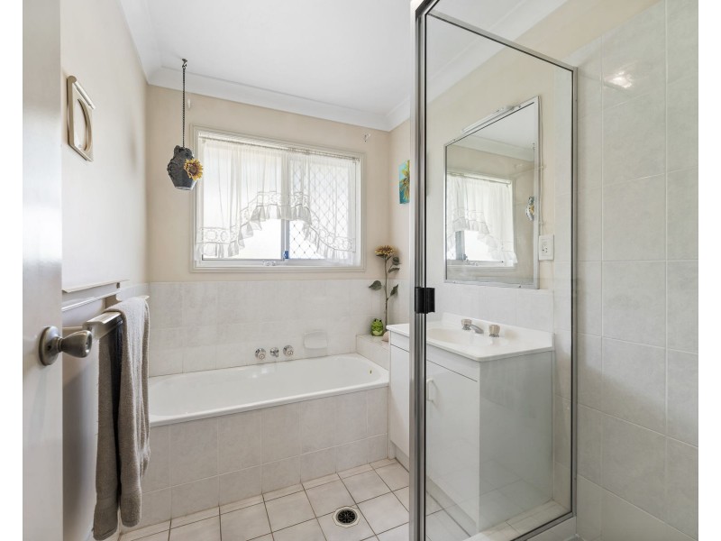 10 Plover Court, Laidley Heights QLD 4341