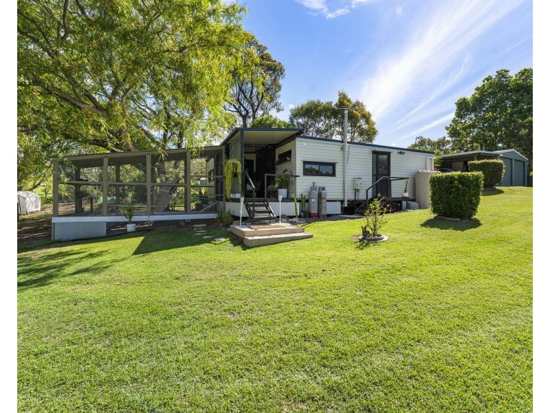 10 Plover Court, Laidley Heights QLD 4341