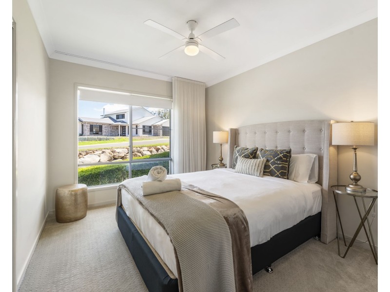 40 Panoramic Drive, Preston QLD 4352