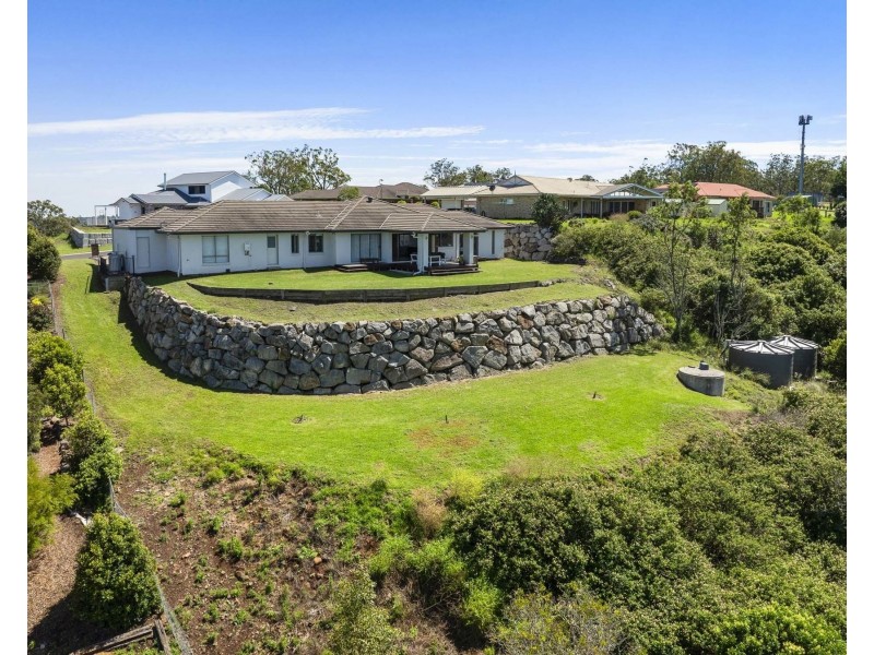 40 Panoramic Drive, Preston QLD 4352