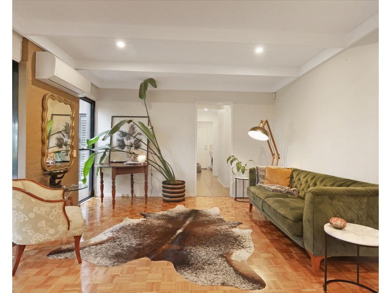 6 Fletcher Street, Redwood QLD 4350