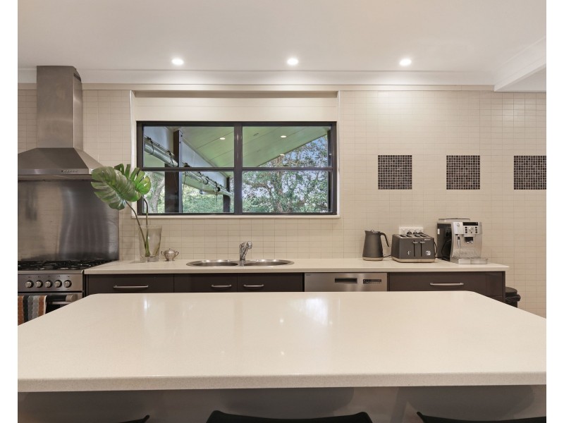 6 Fletcher Street, Redwood QLD 4350