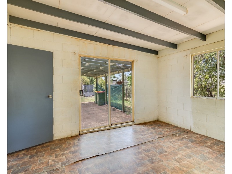 24 Cooke Street, Goombungee QLD 4354