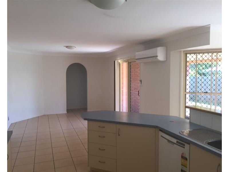 3 Chifley Court, Middle Ridge QLD 4350