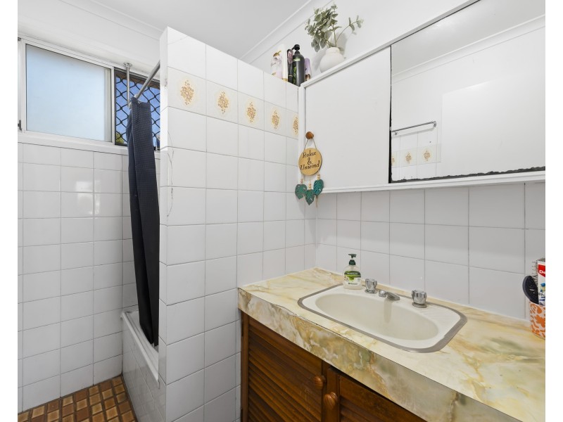 2/181A Long Street, South Toowoomba QLD 4350