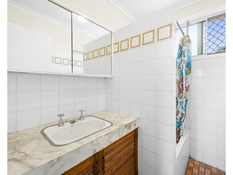 2/181A Long Street, South Toowoomba QLD 4350