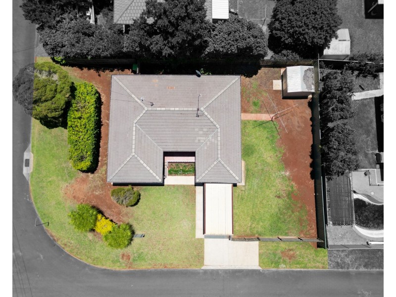 1 Regent Street, Darling Heights QLD 4350