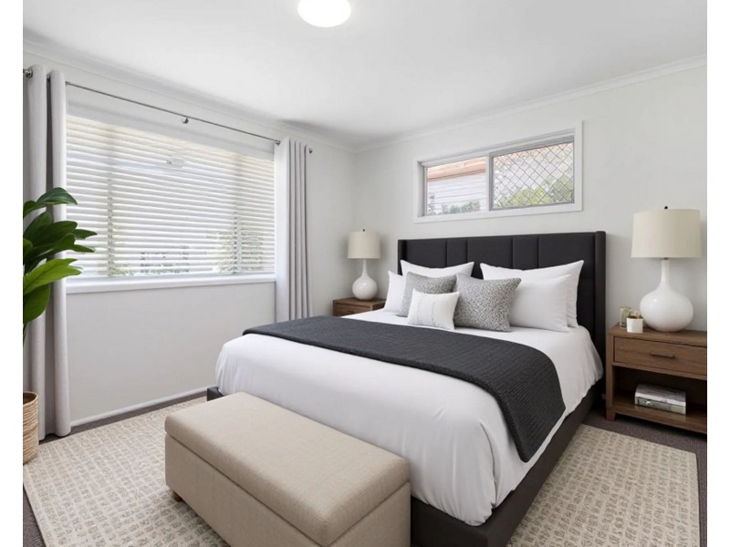 1 Regent Street, Darling Heights QLD 4350